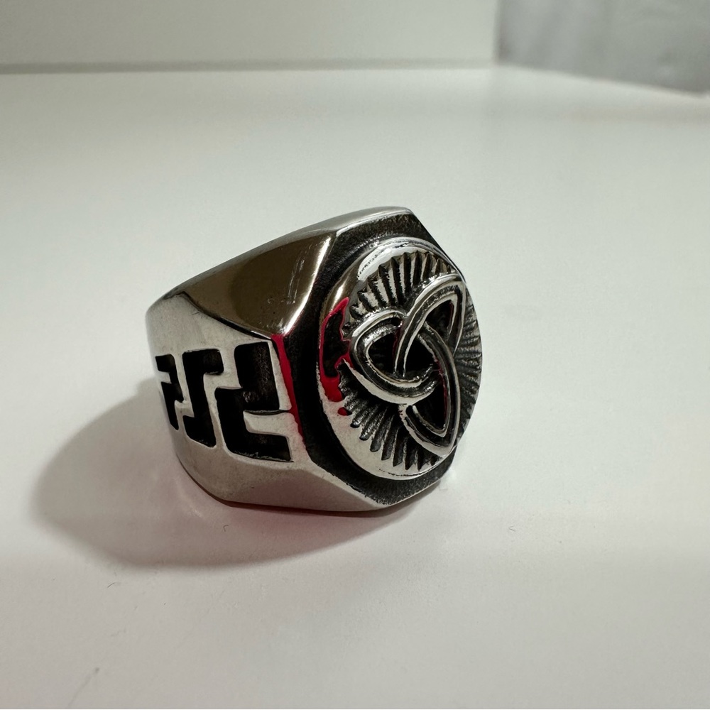 Celtic Trinity Knot Triquetra Stainless Steel Ring Size 8